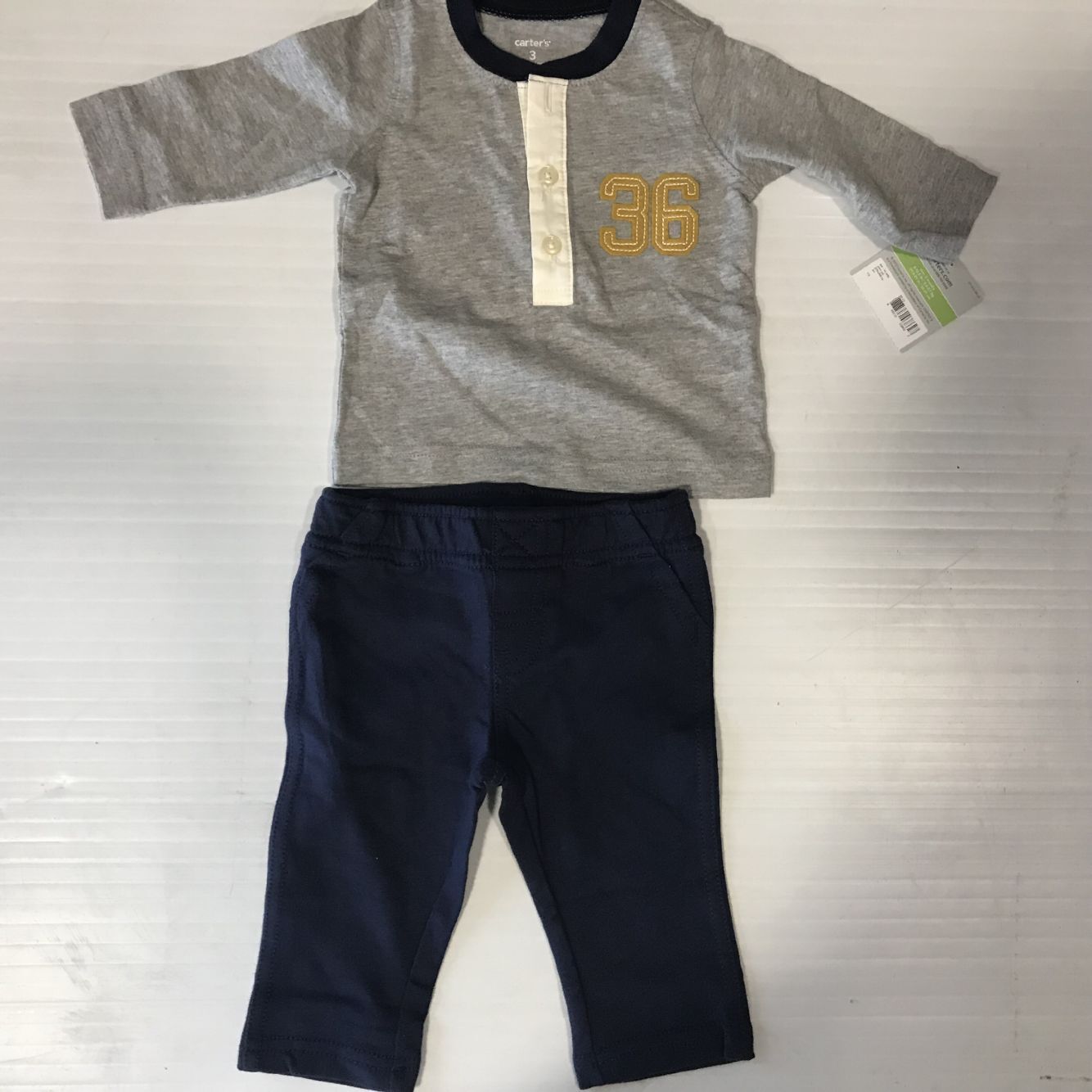 Carters 2PC Outfit Set - Picture 9 of 9